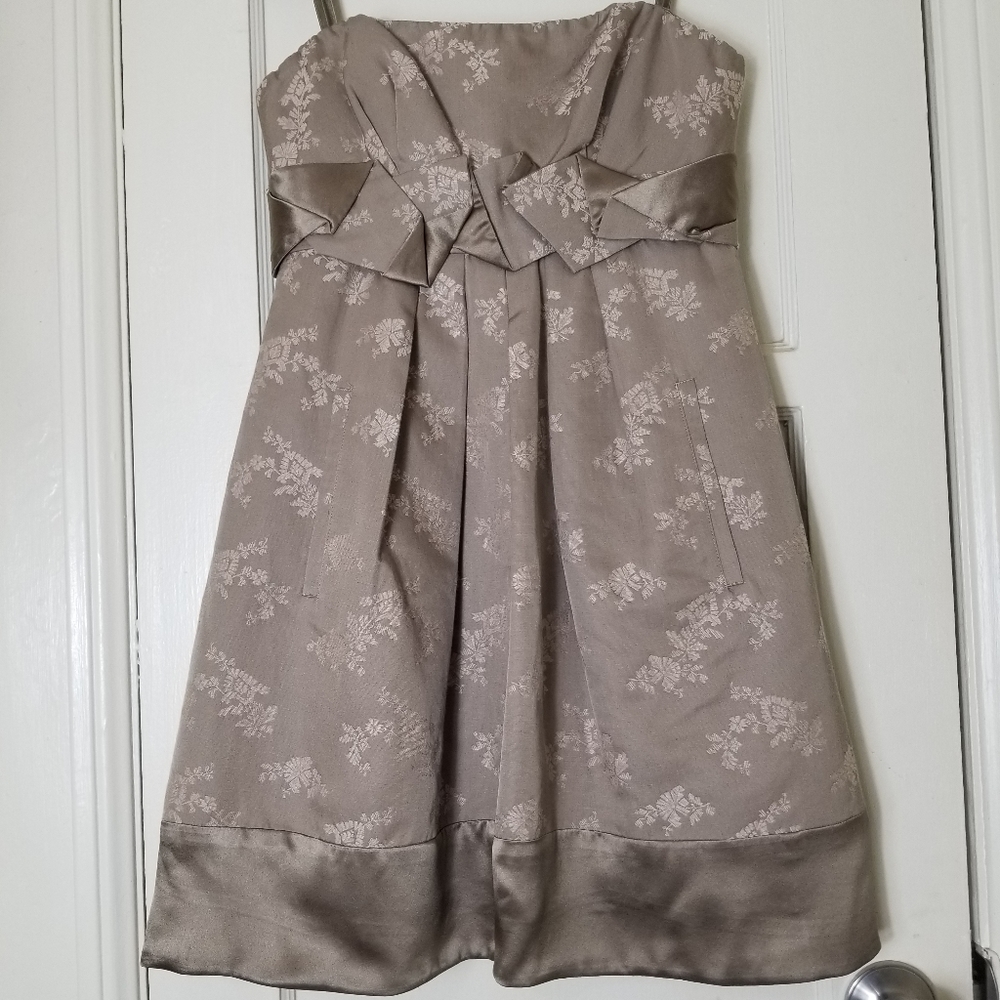 BCBGMAXAZRIA tan toupe strapless cotton silk floral mini dress